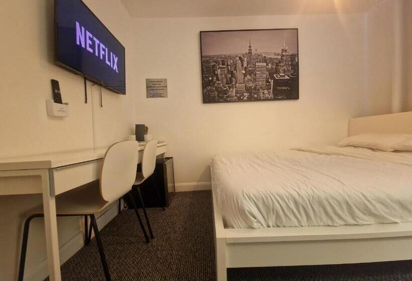 פנסיון Beautiful Rooms In London