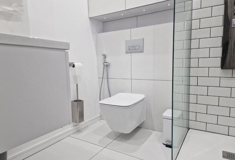 פנסיון Beautiful Rooms In London