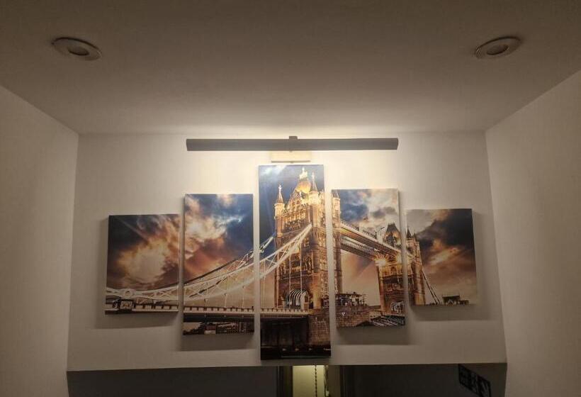 פנסיון Beautiful Rooms In London