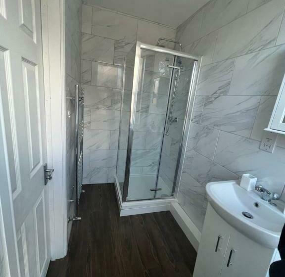 Пансион Dunstable Boutique Guest House