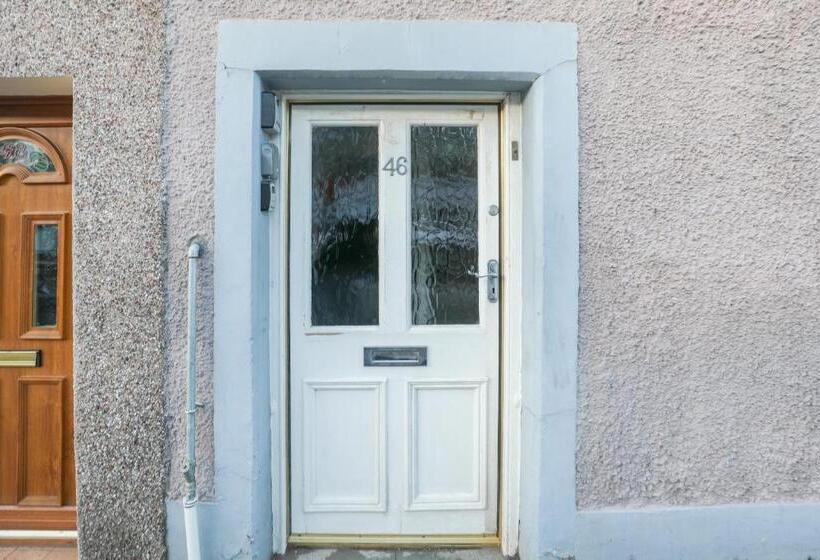 بنسيون Mystayinn Tomnahurich Guest House