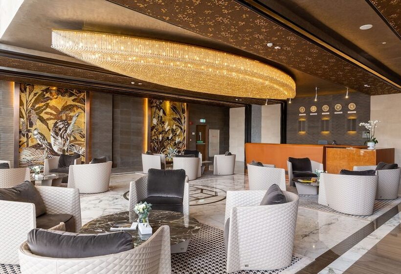 The Bentley Luxury Hotel & Suites