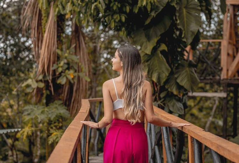 Biohotel Arara River