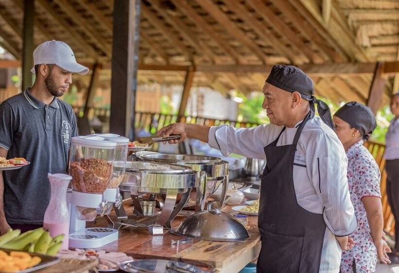 Biohotel Arara River