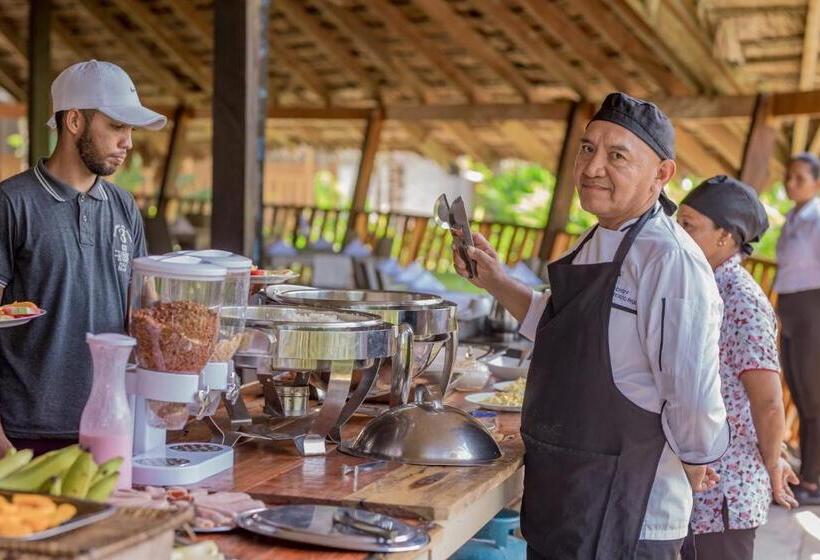 Biohotel Arara River