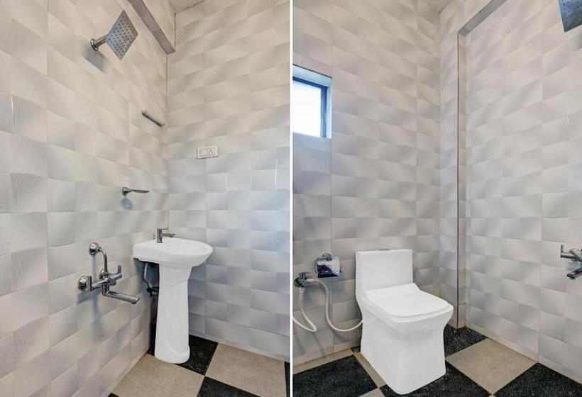 Itsy Hotels Regalia Grand, 500 Mtrs From Madikeri Fort