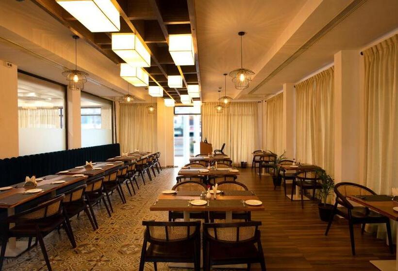 בית מלון כפרי The Coral Kanyakumari