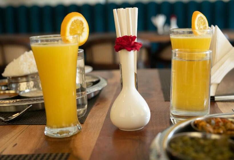 בית מלון כפרי The Coral Kanyakumari