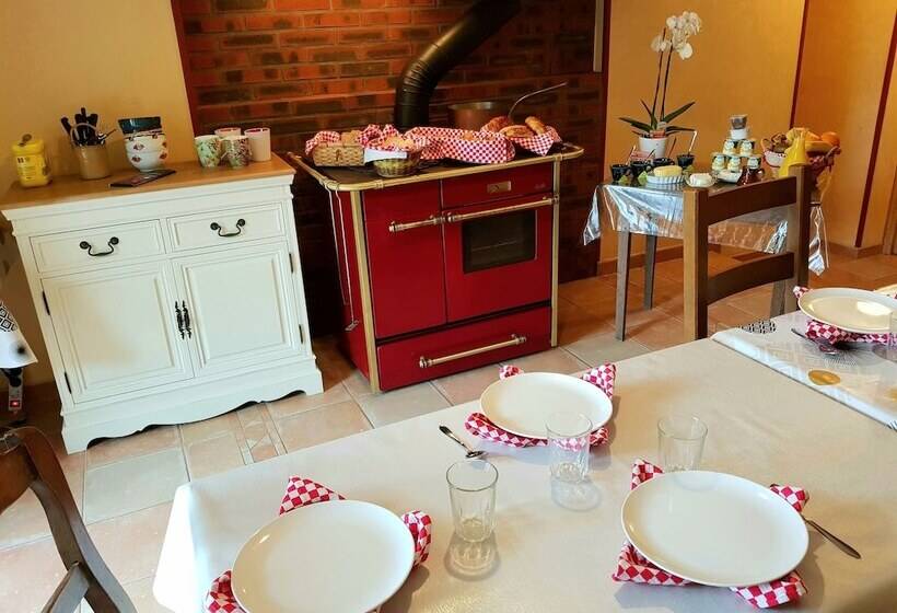 Пансион Aux Chambres Du Chadoux De Chateaubourg