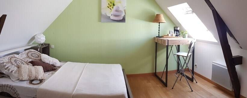 Пансион Aux Chambres Du Chadoux De Chateaubourg