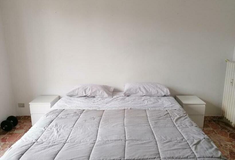 بنسيون Camera In Centro