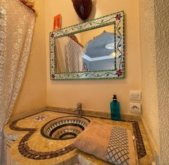 پانسیون Surf & Salsa Guesthouse