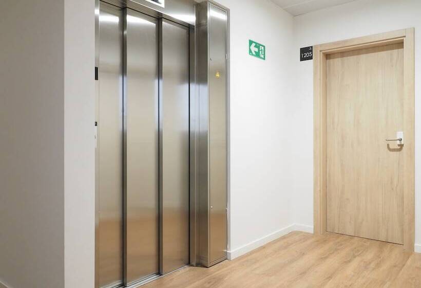 هاستل Micampus San Mamés Students Residence