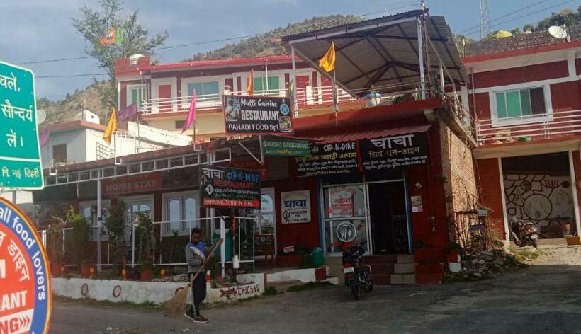 호텔 Chacha Sip ‘n’dine Restaurant And Home Stay