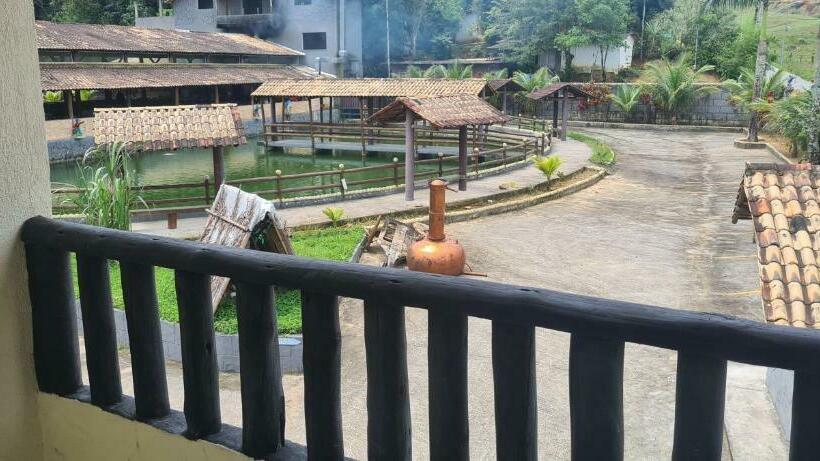 בית מלון כפרי Fazenda Vira Country Angra