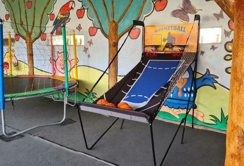 בית מלון כפרי Fazenda Vira Country Angra