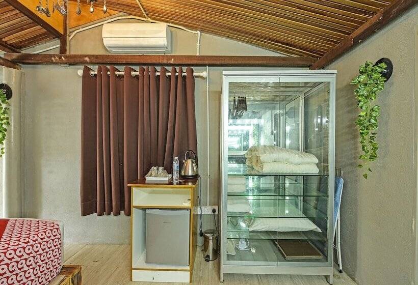 ホテル Oyo 90636 Teratak Zakiah Chalet