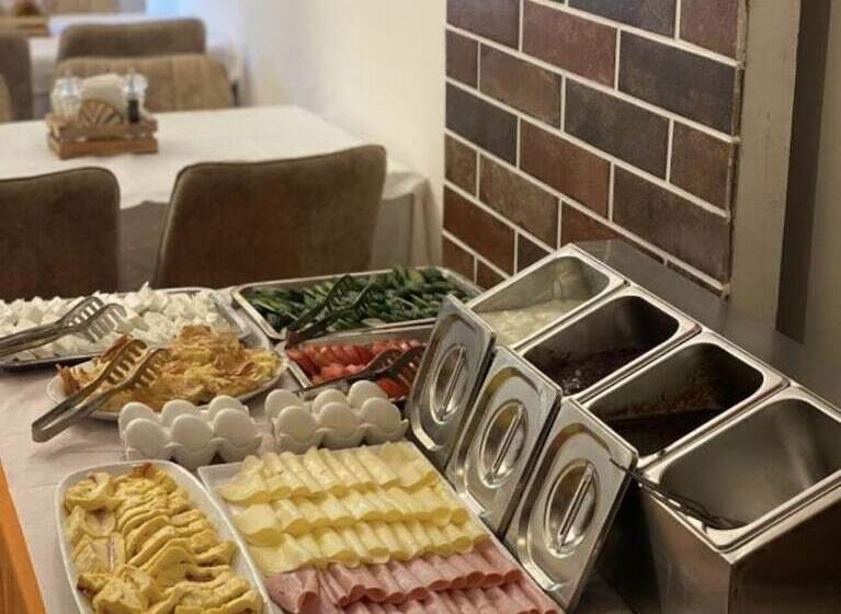 בית מלון כפרי Peaky