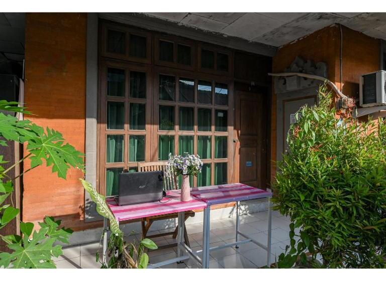 호텔 Pondok Syariah Denpasar Mitra Reddoorz