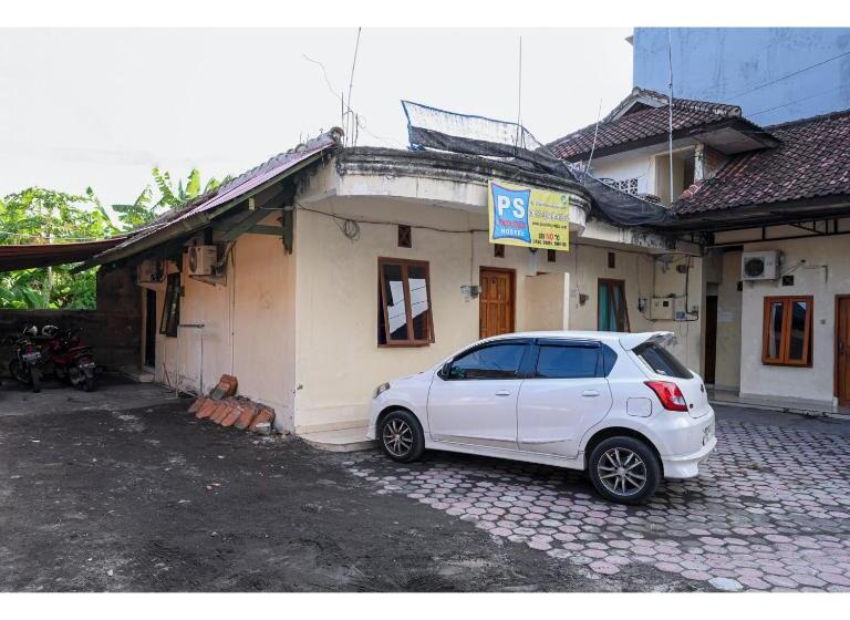 호텔 Pondok Syariah Denpasar Mitra Reddoorz
