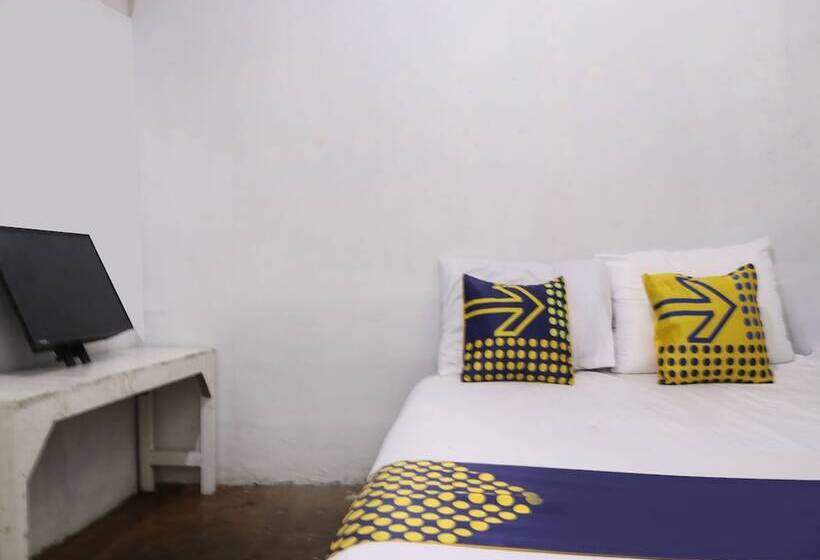 酒店 Spot On 91765 Kaiku Guest House