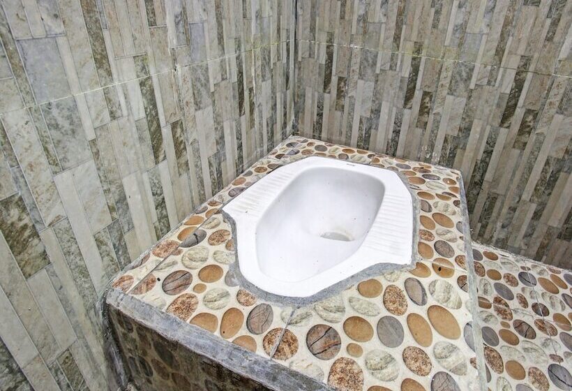 בית מלון כפרי Spot On 91771 Homestay Bang Haji