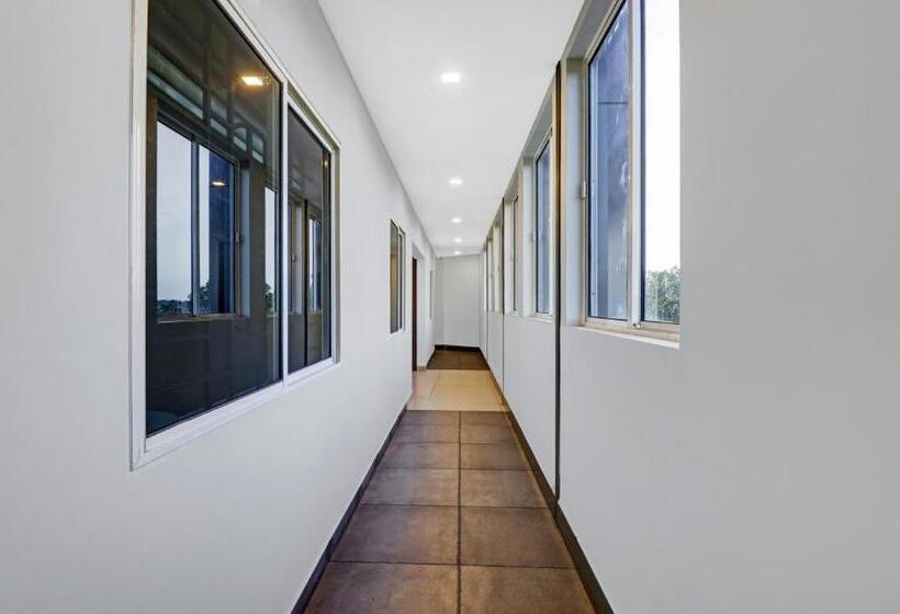 ホテル Treebo Pushpak Service Apartment