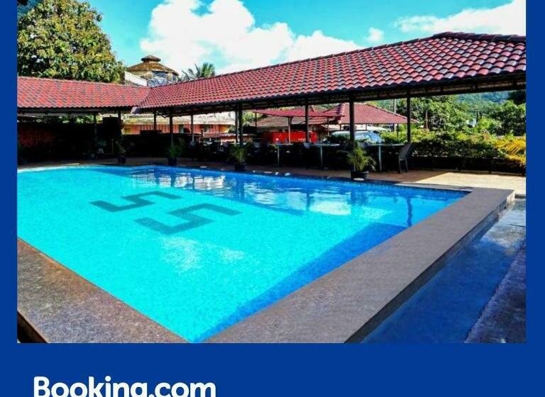 Hotel Treebo Ss Residency, Dapoli