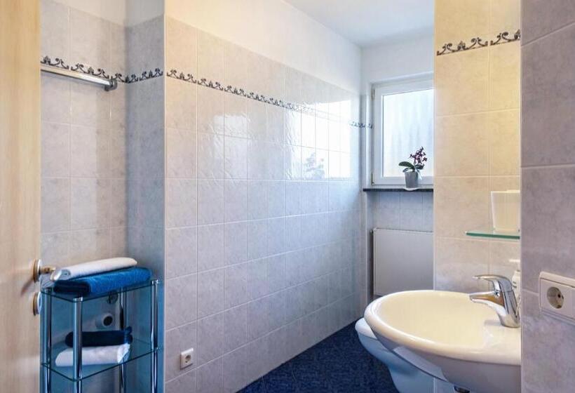 ホテル Valtlhof Apt 1