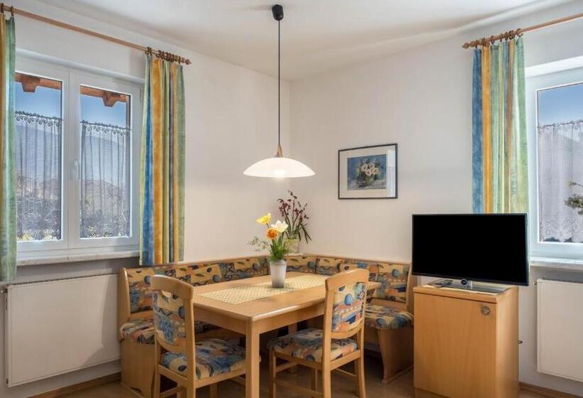 هتل Valtlhof   Apt 2