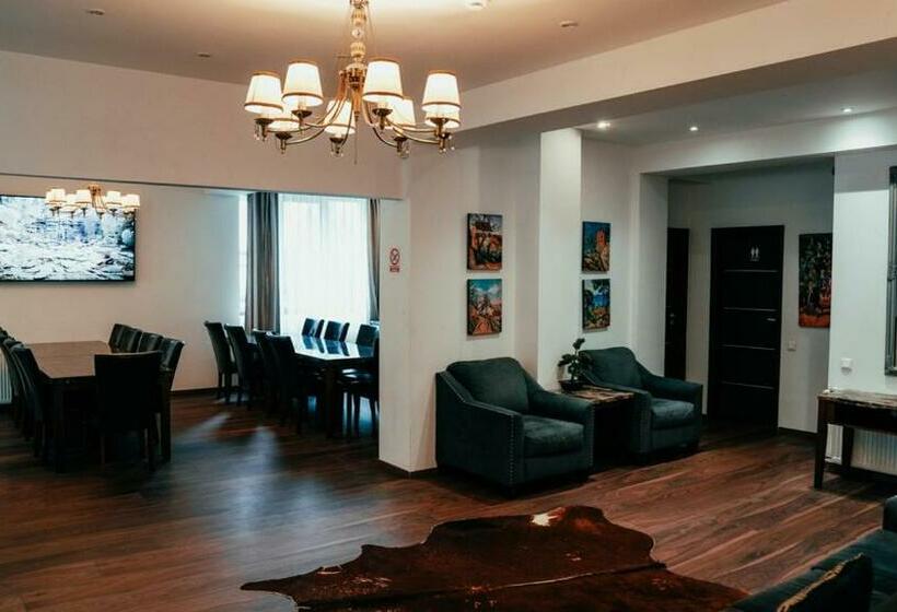 פנסיון Chalet Belmont