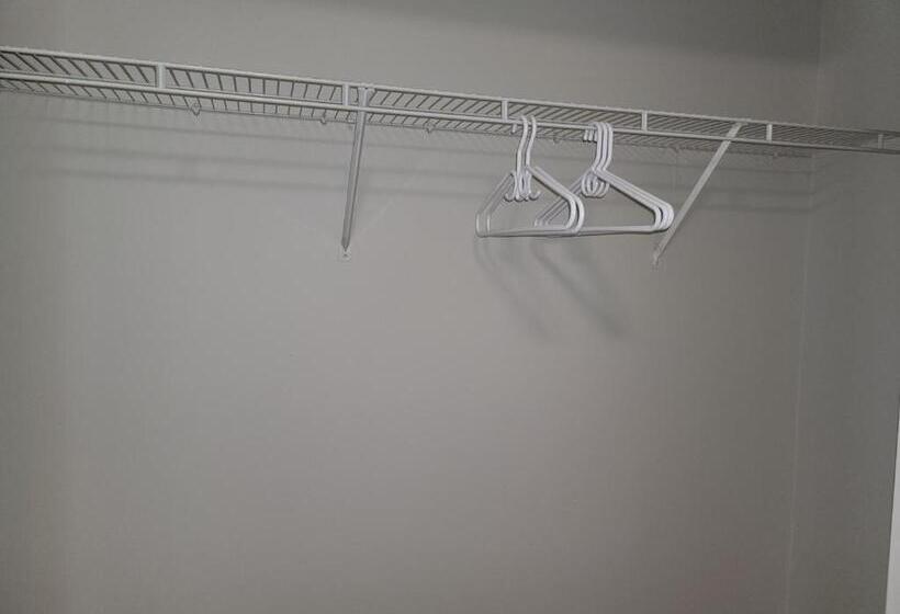 بنسيون Oscar Inn & 2bd Family Suite Or Private Room