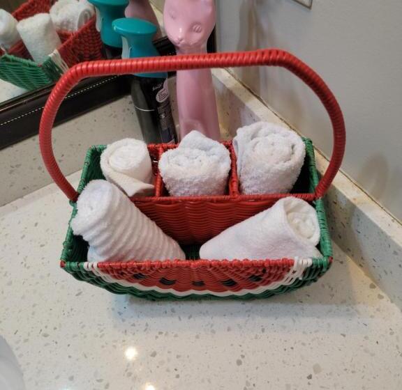 بنسيون Oscar Inn & 2bd Family Suite Or Private Room