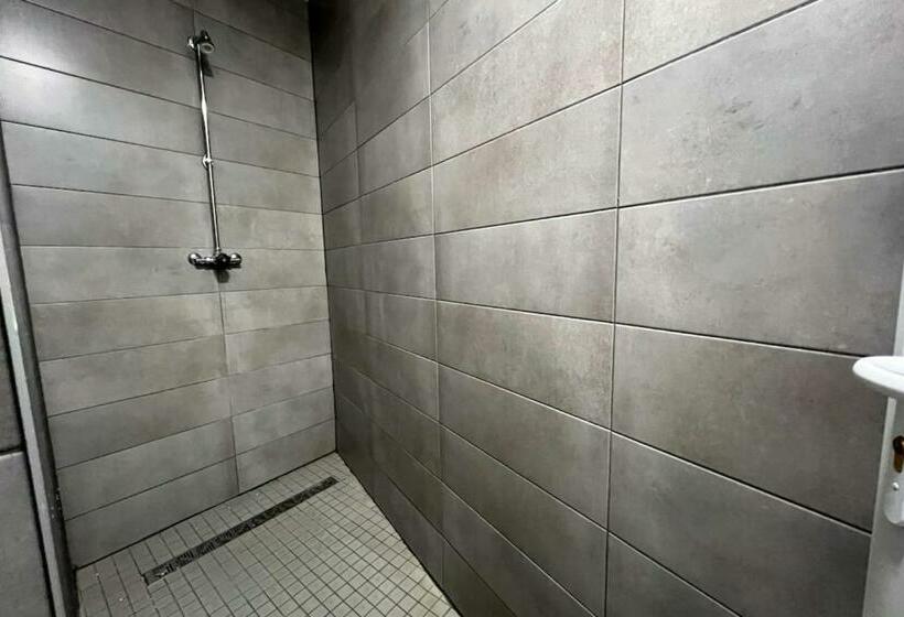 住宿加早餐  03  Chambre Avec Lit Double Proche Paris Et Transports Wifi