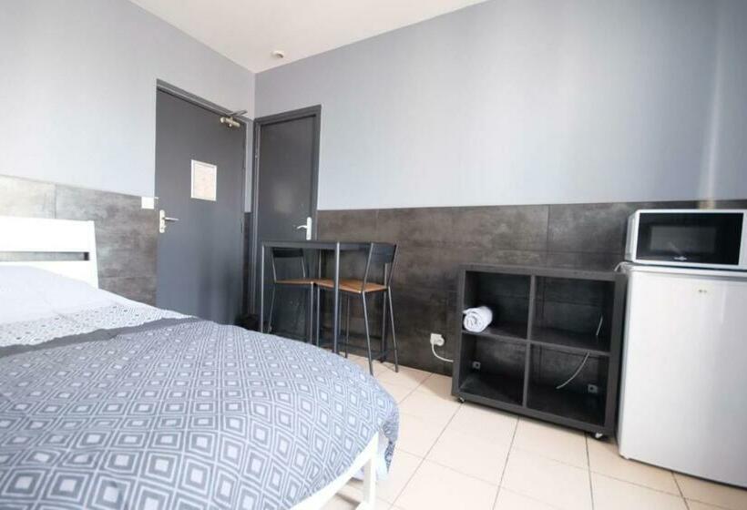 住宿加早餐  03  Chambre Avec Lit Double Proche Paris Et Transports Wifi