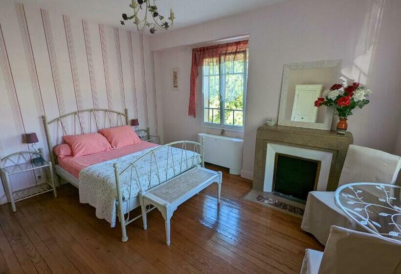 مبيت وإفطار Le Domaine De La Croze