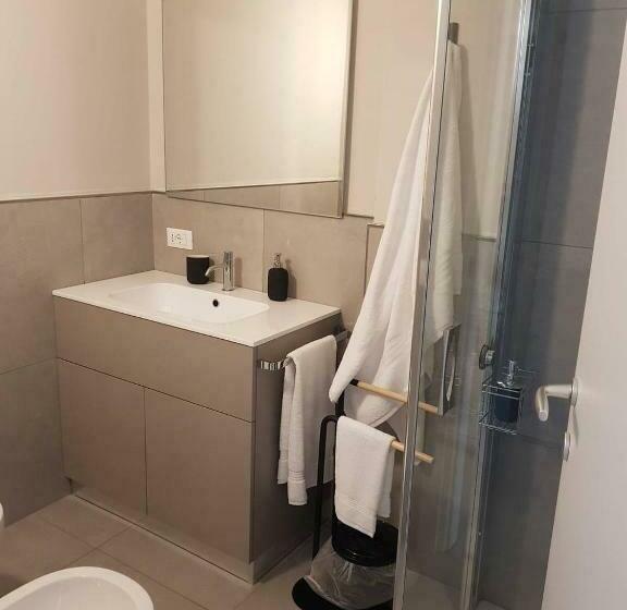 צימר Nyx Lilura Foresteria Lombarda