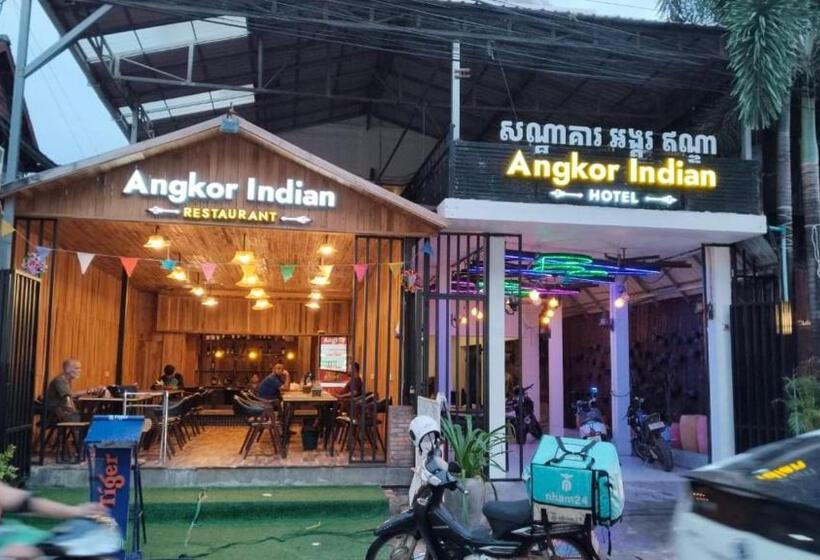 בית מלון כפרי Angkor Indian