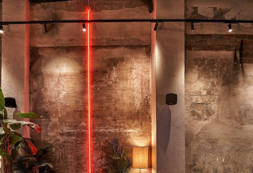 ホテル Bilder Boutique