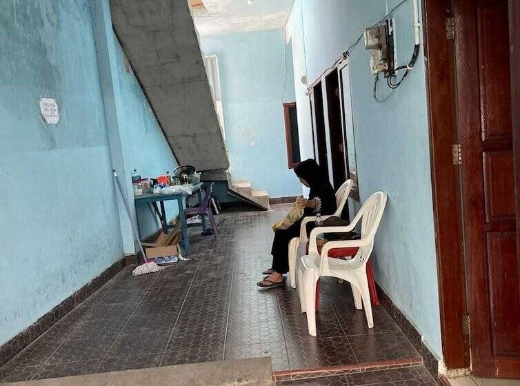 فندق Express O 91669 Kost Amel