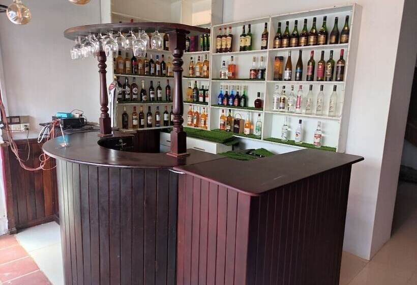 هتل Angkor Indian