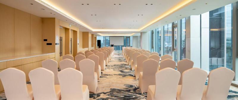 酒店 Hilton Garden Inn Shenzhen Airport