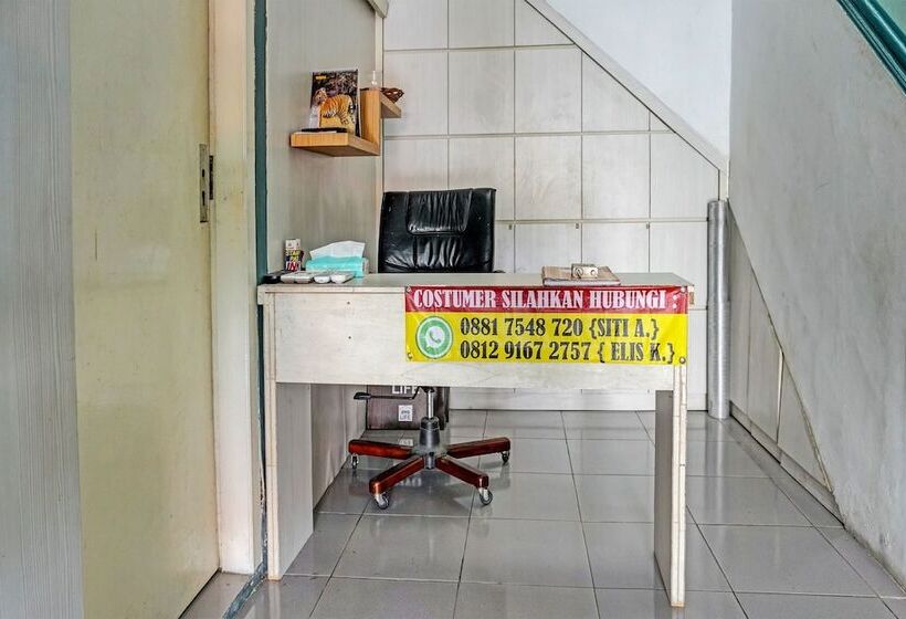 Отель Oyo 91731 Home Stay Elis Cateliya