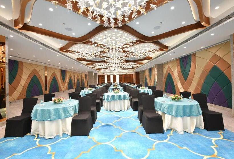 فندق Regenta Fairlark Vadodara