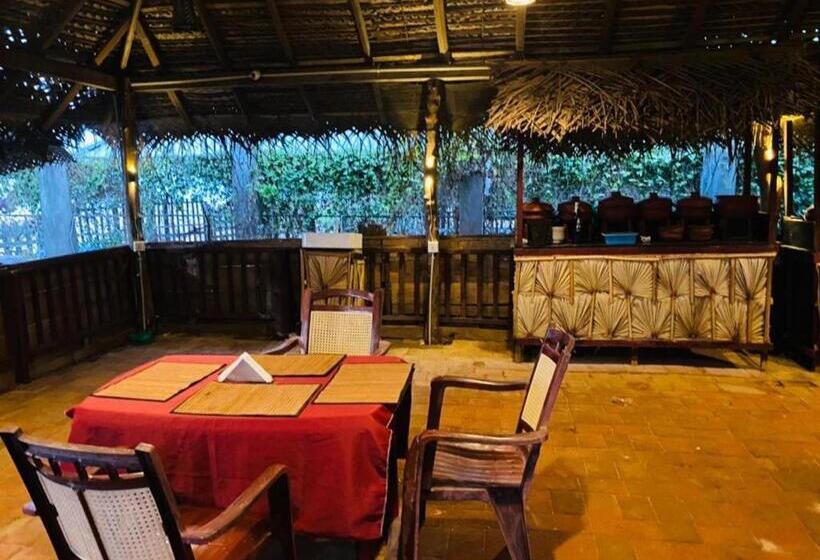 酒店 Resort Maya Beach