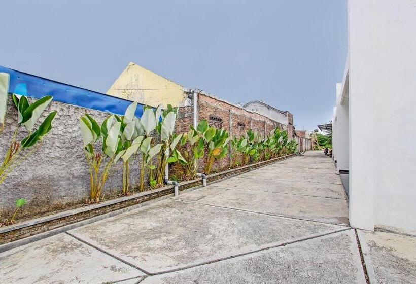 Spot On 91709 Aster Hotel Syariah