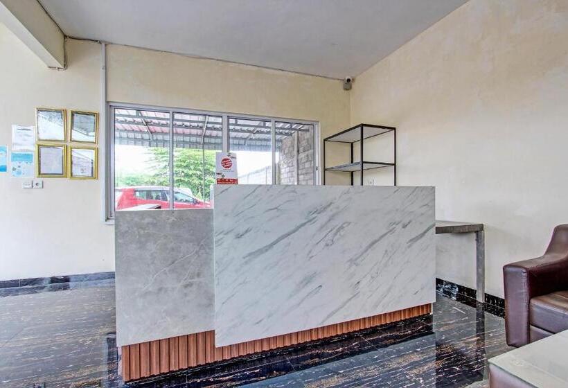 Spot On 91709 Aster Hotel Syariah