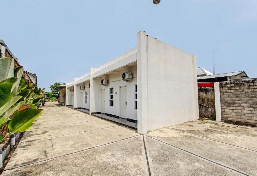 Spot On 91709 Aster Hotel Syariah