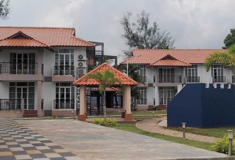 בית מלון כפרי Tunas Resort Port Dickson