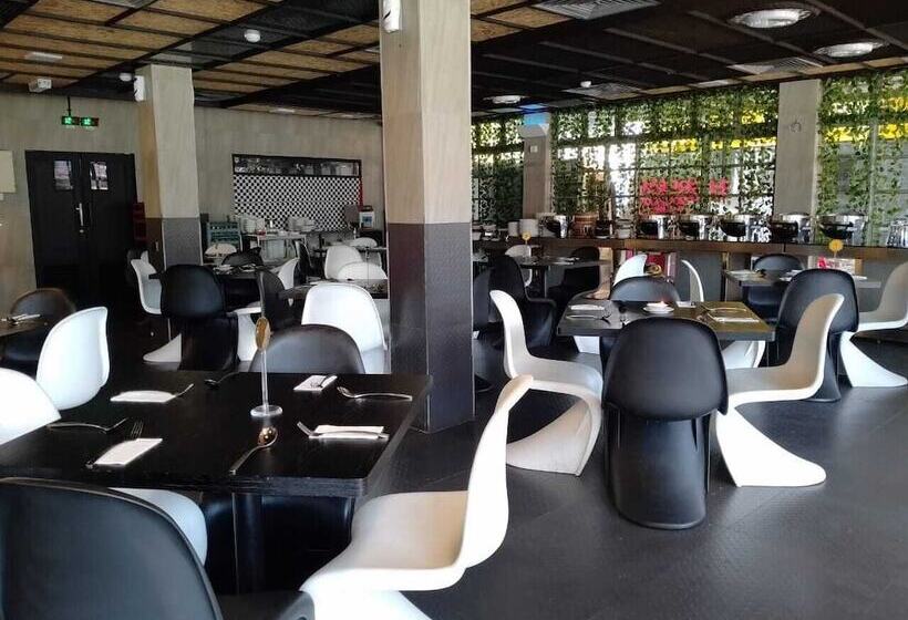 בית מלון כפרי Tunas Resort Port Dickson